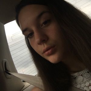 Meet your Posher, Sonia